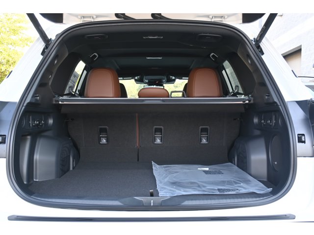 New 2026 CRYSTAL WHITE PEARL Subaru Touring image 35