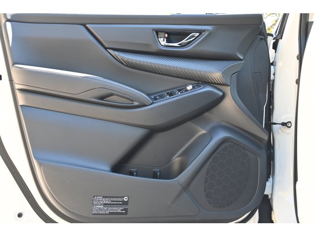 New 2027 CRYSTAL WHITE PEARL Subaru Premium 7-Passenger image 14