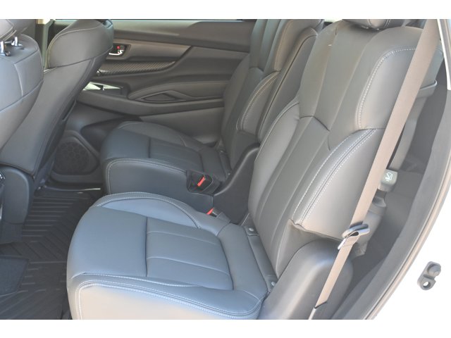 New 2027 CRYSTAL WHITE PEARL Subaru Premium 7-Passenger image 27