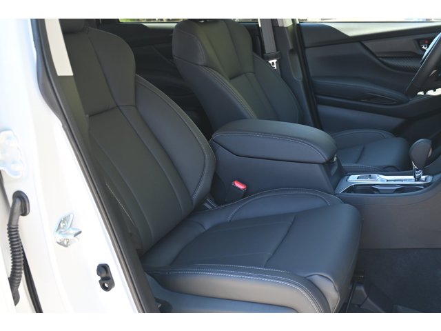 New 2027 CRYSTAL WHITE PEARL Subaru Premium 7-Passenger image 32