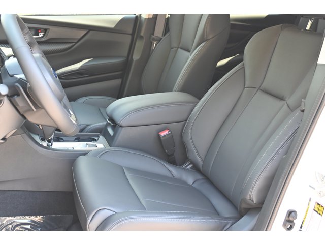 New 2027 CRYSTAL WHITE PEARL Subaru Premium 7-Passenger image 15