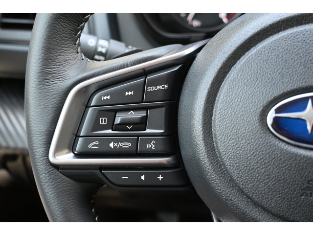 New 2027 CRYSTAL WHITE PEARL Subaru Premium 7-Passenger image 17