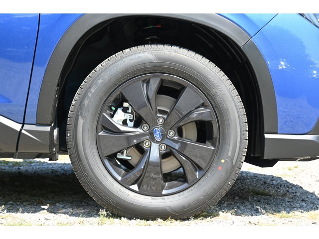 New 2027 DAYBREAK BLUE PEARL Subaru Premium 7-Passenger image 12