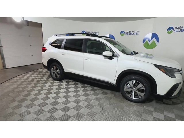 2025 Subaru Ascent Premium photo 2