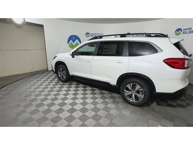 2025 Subaru Ascent Premium photo 7