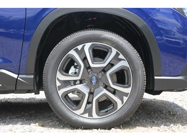 New 2026 SAPPHIRE BLUE PEARL Subaru Limited 7-Passenger image 13