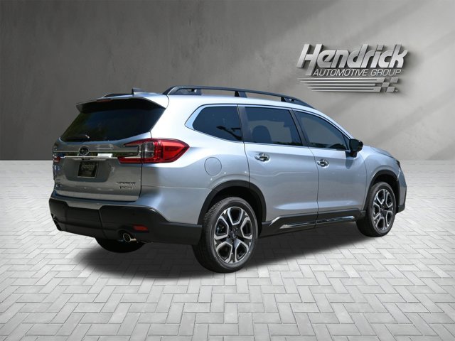 New 2027 ICE SILVER METALLIC Subaru Touring 7-Passenger image 8