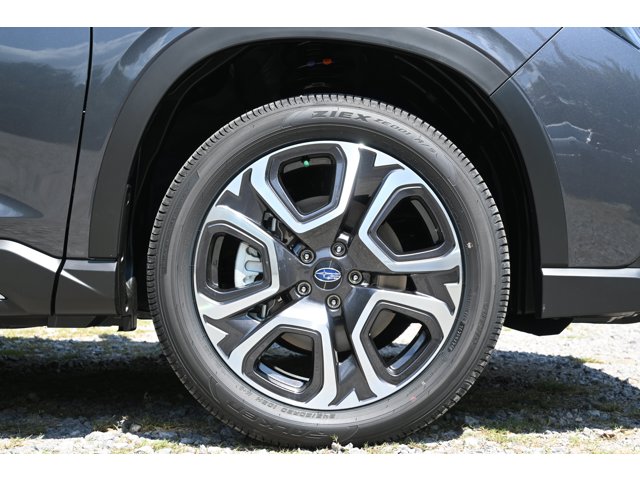 New 2027 MAGNETITE GRAY METALLIC Subaru Touring 7-Passenger image 12
