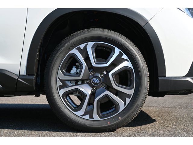 New 2027 CRYSTAL WHITE PEARL Subaru Touring 7-Passenger image 13