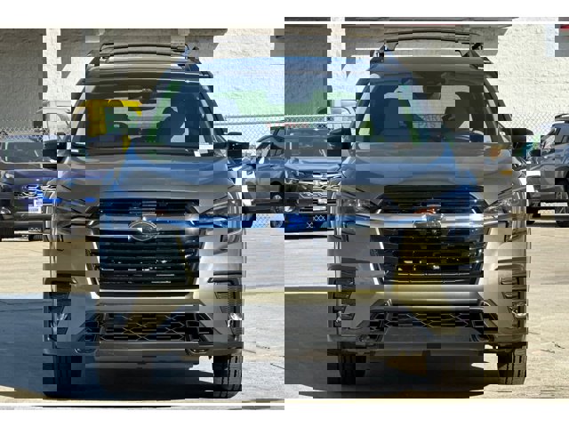 2025 Subaru Ascent Limited photo 8