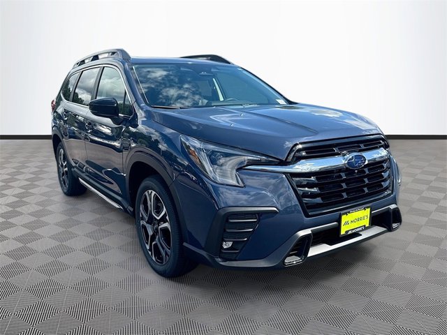 2025 Subaru Ascent Limited photo 3