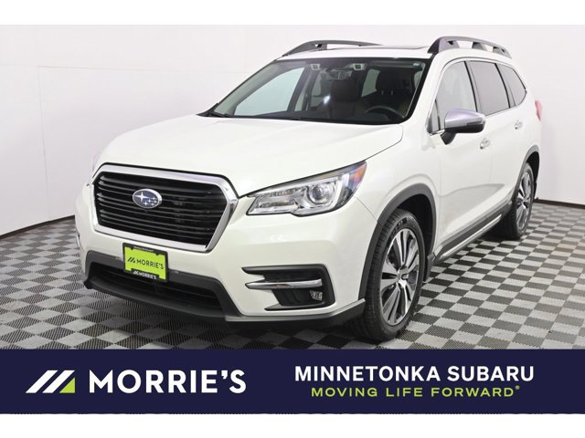 2022 Subaru Ascent Touring's photo