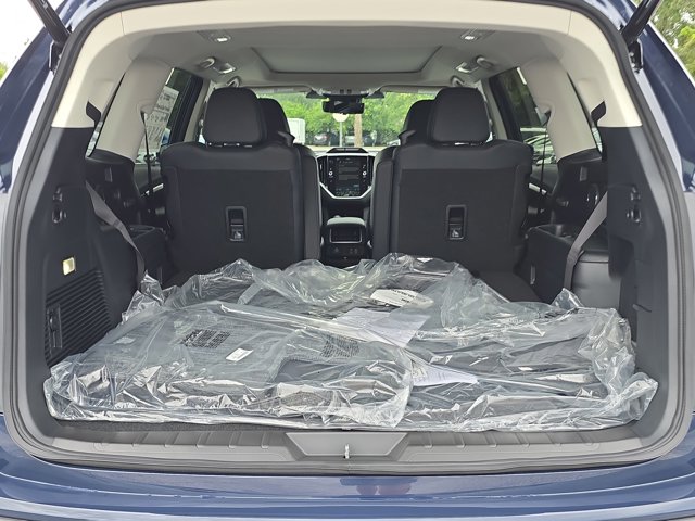 2025 Subaru Ascent Touring photo 8