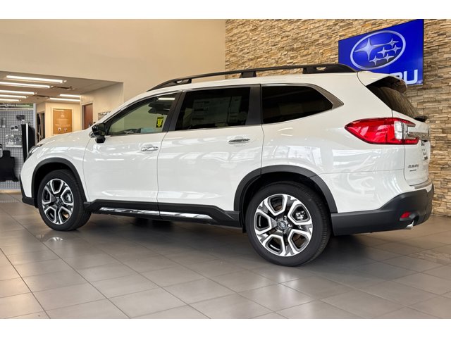 2025 Subaru Ascent Touring photo 3