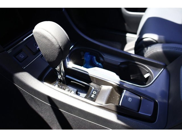 2025 Subaru Ascent Onyx Edition Touring photo 9
