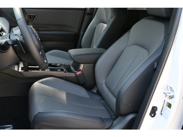 New 2026 CRYSTAL WHITE PEARL Subaru Premium image 15