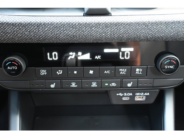 New 2026 CRYSTAL WHITE PEARL Subaru Premium image 26