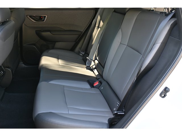 New 2026 CRYSTAL WHITE PEARL Subaru Premium image 28