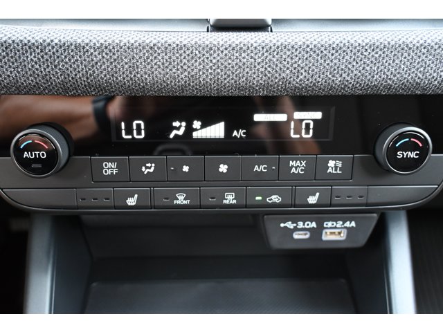 New 2026 CRYSTAL BLACK SILICA Subaru Premium image 26