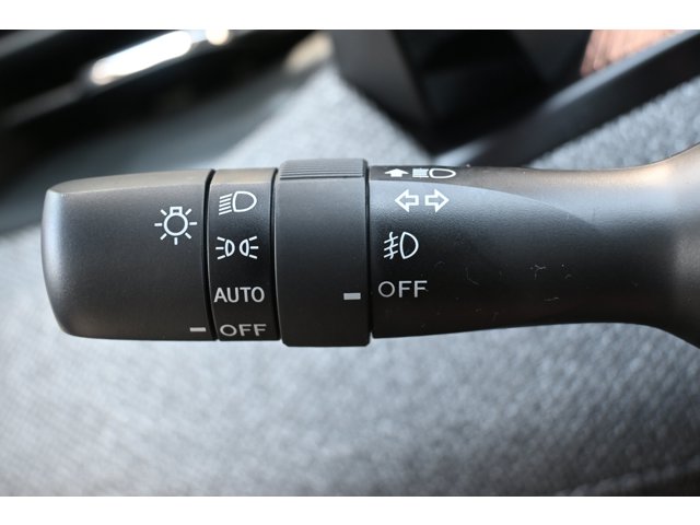 New 2026 CRYSTAL BLACK SILICA Subaru Premium image 27