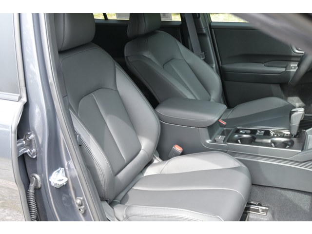 New 2026 MAGNETITE GRAY METALLIC Subaru Premium image 32