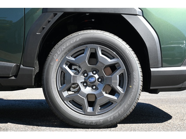 New 2026 DEEP EMERALD GREEN PEARL Subaru Premium image 13