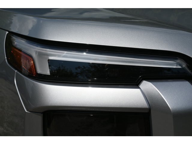 New 2026 ICE SILVER METALLIC Subaru Premium image 11