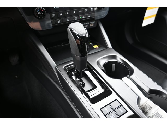 New 2026 CRYSTAL BLACK SILICA Subaru Premium image 28