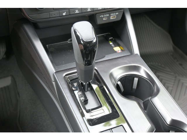 New 2026 CRYSTAL BLACK SILICA Subaru Premium image 28