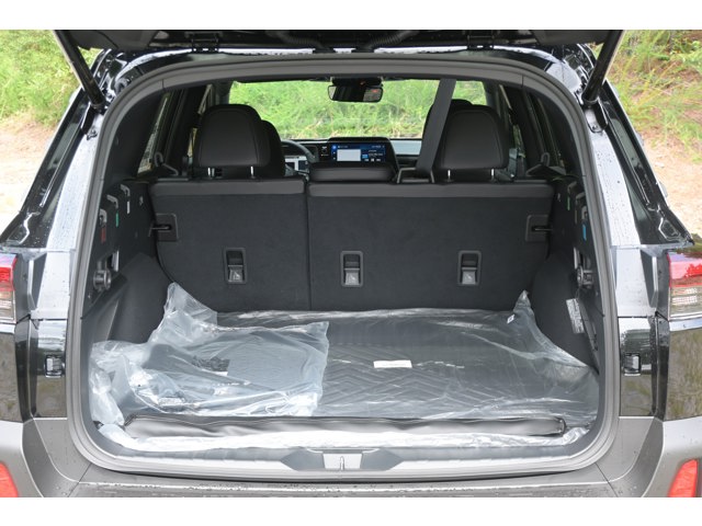 New 2026 CRYSTAL BLACK SILICA Subaru Premium image 36