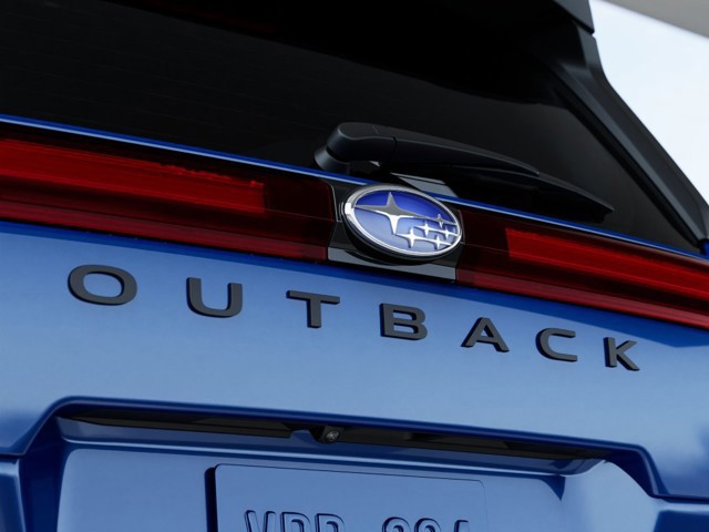2026 Subaru Outback Limited - Photo 11