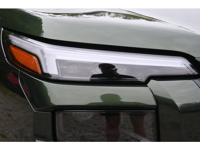 New 2026 DEEP EMERALD GREEN PEARL Subaru Limited image 11