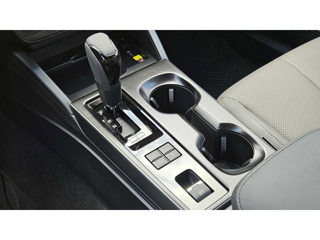 2026 Subaru Outback Limited - Photo 17