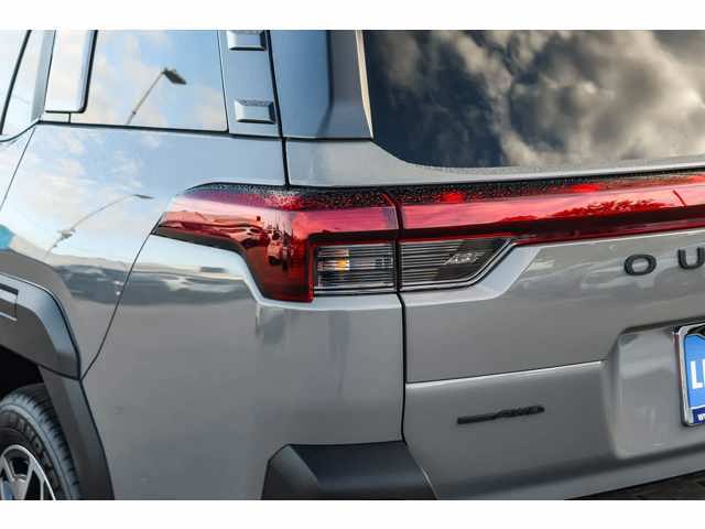 2026 Subaru Outback Touring - Photo 7