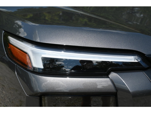 New 2026 MAGNETITE GRAY METALLIC Subaru Touring image 11