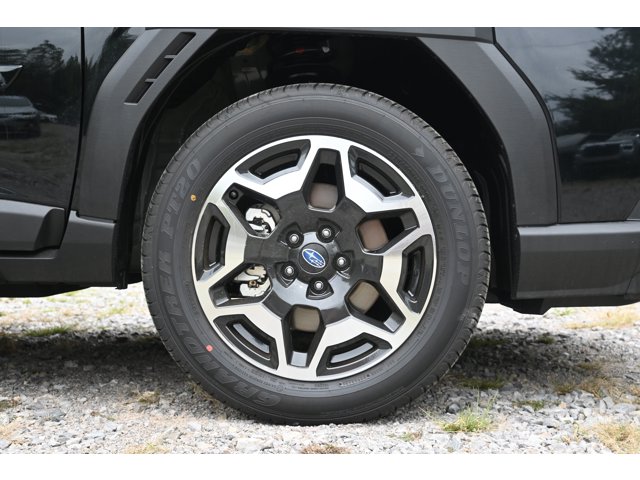 New 2026 CRYSTAL BLACK SILICA Subaru Touring image 13