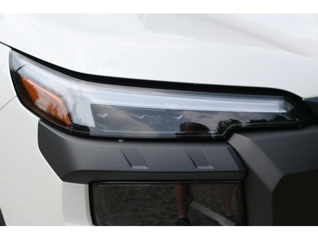 New 2026 CRYSTAL WHITE PEARL Subaru Wilderness image 11