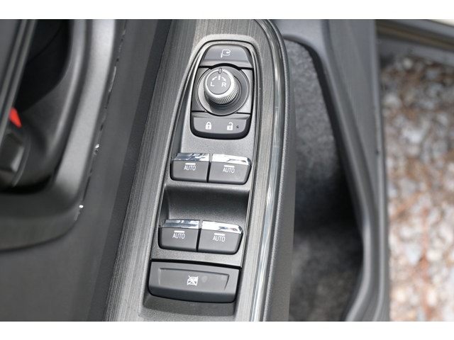 New 2026 CRYSTAL WHITE PEARL Subaru Wilderness image 15