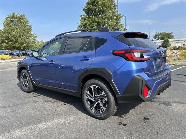 2025 Subaru Crosstrek Premium photo 8