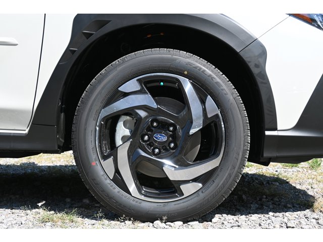 New 2026 CRYSTAL WHITE PEARL Subaru Limited Hybrid image 12