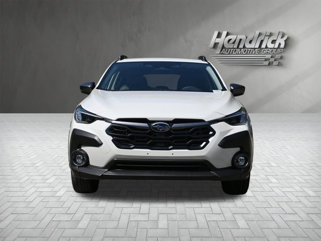 New 2026 CRYSTAL WHITE PEARL Subaru Limited Hybrid image 3