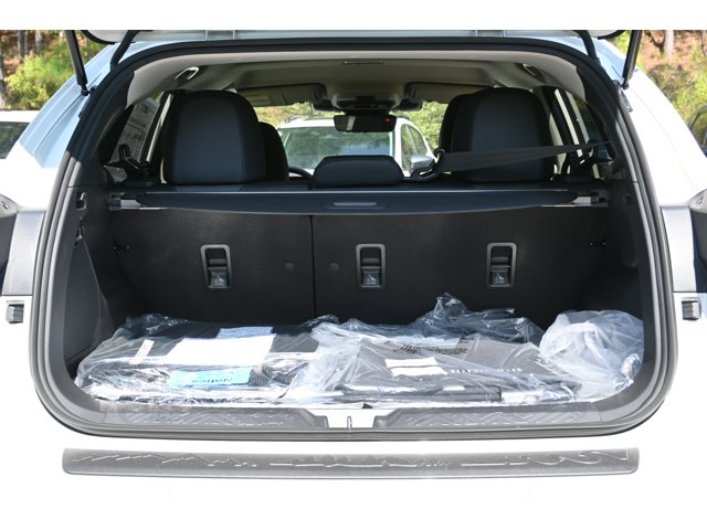New 2026 CRYSTAL WHITE PEARL Subaru Limited Hybrid image 34