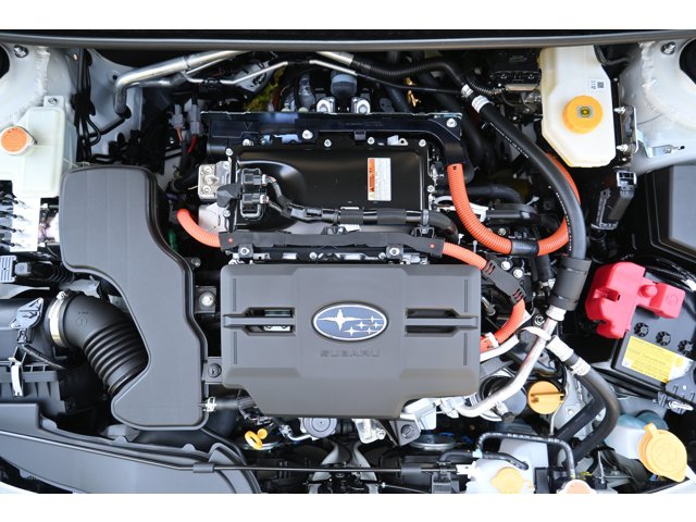 New 2026 CRYSTAL WHITE PEARL Subaru Limited Hybrid image 35