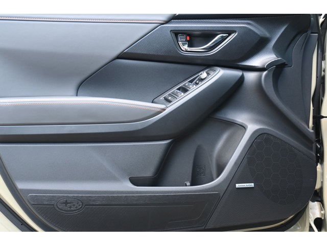 New 2026 SAND DUNE PEARL Subaru Limited Hybrid image 14