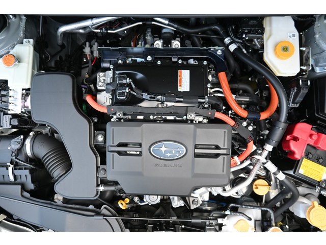 New 2026 SAND DUNE PEARL Subaru Limited Hybrid image 37