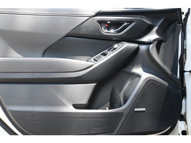 New 2026 CRYSTAL WHITE PEARL Subaru Limited Hybrid image 13