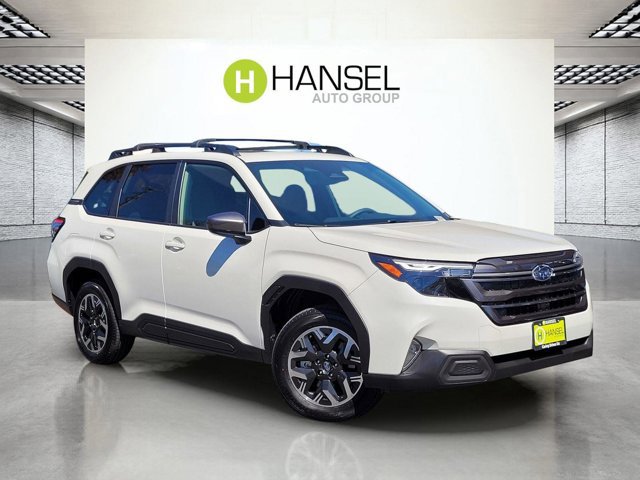 2025 Subaru Forester Premium's photo