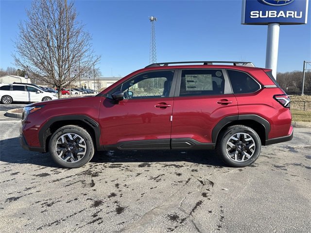2025 Subaru Forester Premium photo 6