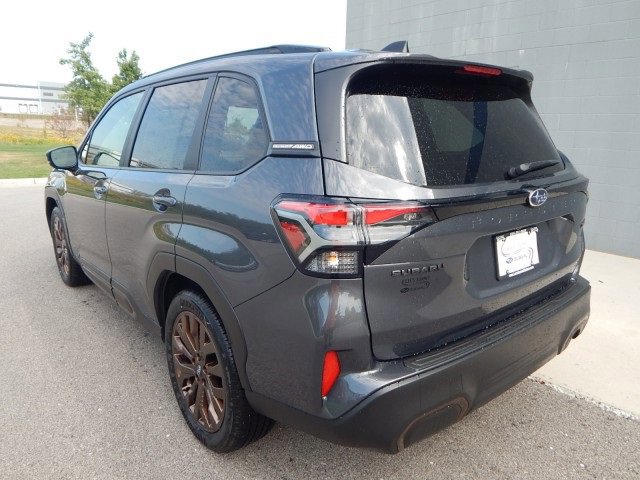 2025 Subaru Forester Sport Base photo 2