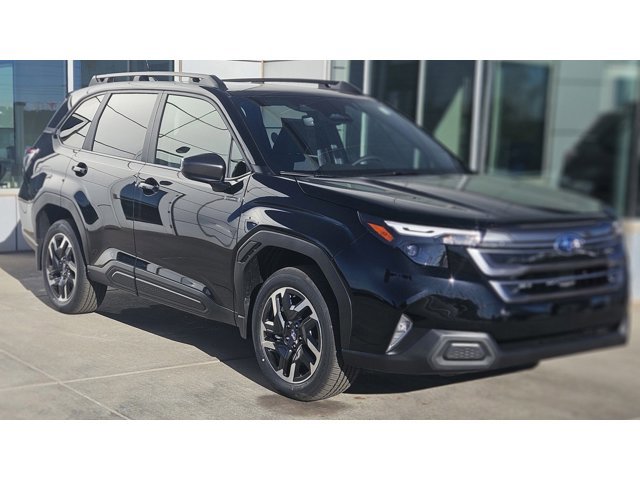 2025 Subaru Forester Premium's photo